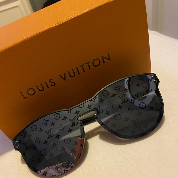 Louis Vuitton Waimea Round Sunglasses For Men